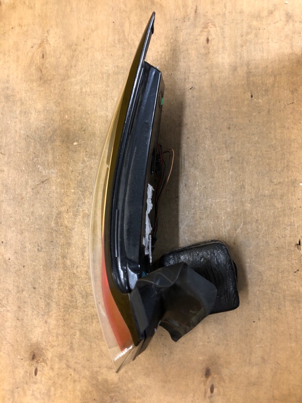 Фонарь наружный левый EDGE 15-