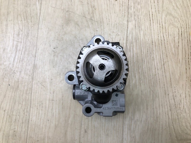 Насос масляный АКПП NV200 USA 13- 2.0 MR20DE