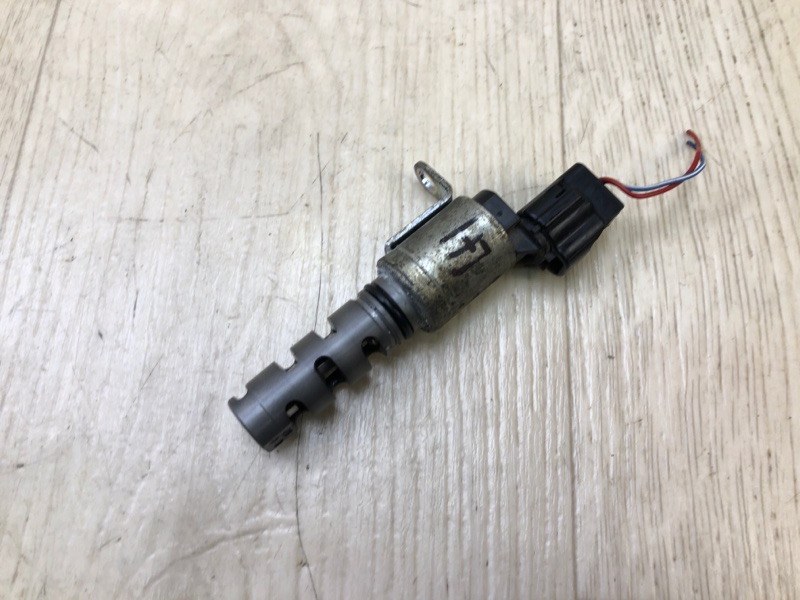 Клапан изменения фаз ГРМ левый LS460 06-12 2011 USF40 4.6 Клапан изменения фаз ГРМ левый LS460 06-12 2011 USF40 4.6