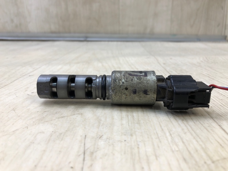 Клапан изменения фаз ГРМ левый LEXUS LS460 06-12 USF40 4.6 Клапан изменения фаз ГРМ левый LEXUS LS460 06-12 USF40 4.6