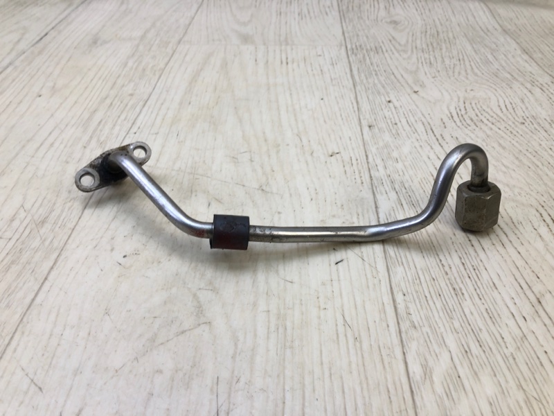 Трубка ТНВД LS460 06-12 2011 USF40 4.6