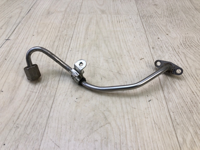 Трубка ТНВД LS460 06-12 2011 USF40 4.6