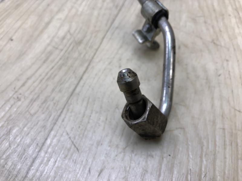 Трубка ТНВД LS460 06-12 2011 USF40 4.6