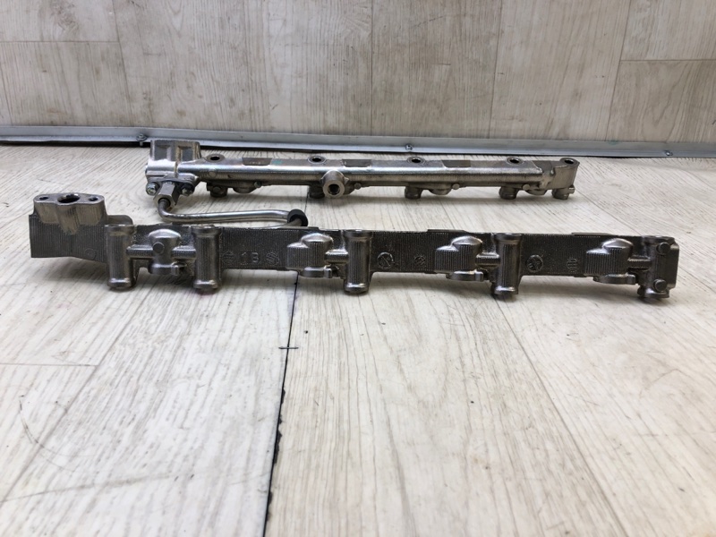 Топливная рейка LEXUS LS460 06-12 USF40 4.6