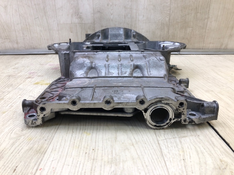 Поддон двигателя LEXUS LS460 06-12 USF40 4.6