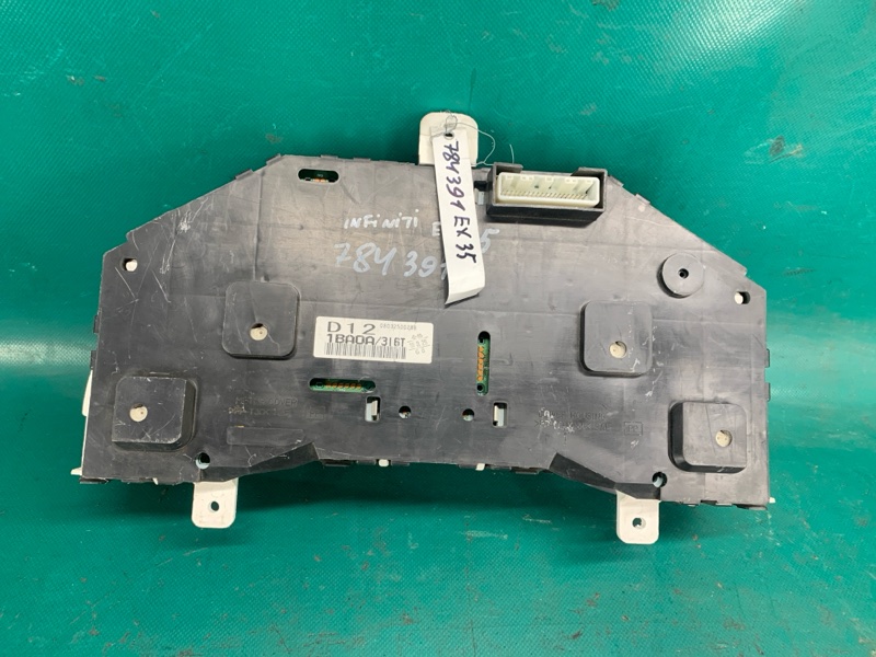 Панель приборов EX35(37) 07-12