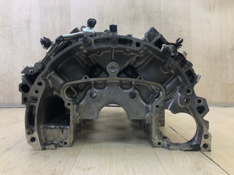 Блок двигателя LS460 06-12 2011 USF40 4.6