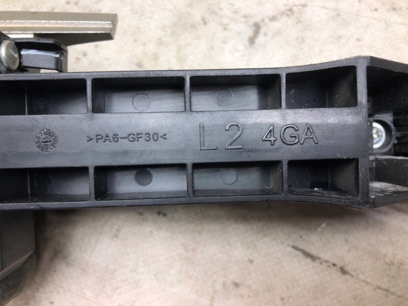 Ручка двери наружная задняя левая Q50 15-20 2017 Седан 3.0 VR30DDTT