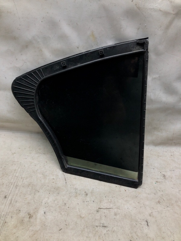 Стекло двери глухое заднее левое INFINITI Q50 15-20 Седан 3.0 VR30DDTT