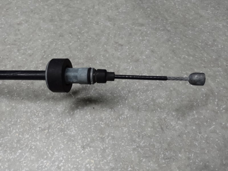 Трос стояночного тормоза задний правый KONA OS 17-23