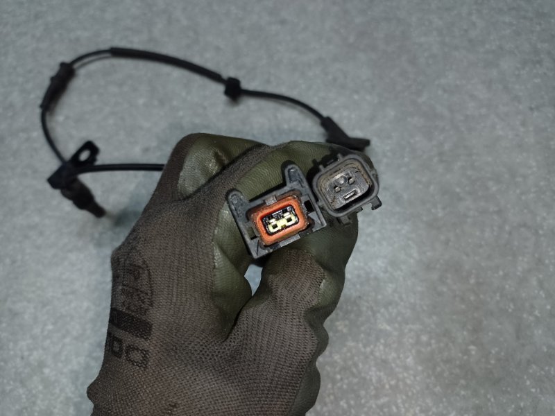 Провод датчика ABS задний правый KONA OS 17-23 Провод датчика ABS задний правый KONA OS 17-23