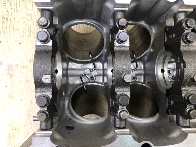 Блок двигателя LS460 06-12 2011 USF40 4.6