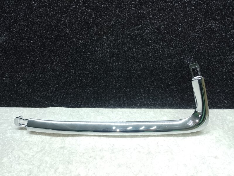 Молдинг бампера передний правый MITSUBISHI ASX / OUTLANDER SPORT 10-21 6400C964 новая