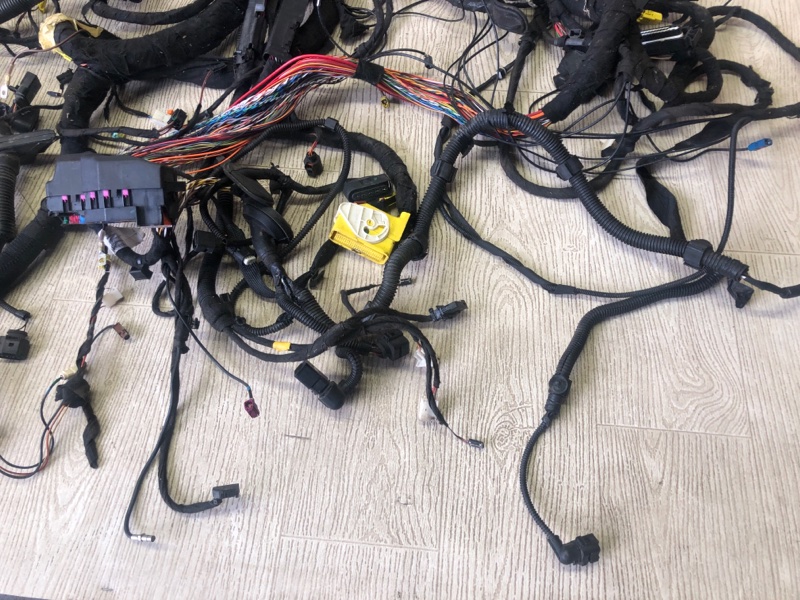 Проводка салона CAYENNE 10-18 2010 958 3.0 M06.EC Проводка салона CAYENNE 10-18 2010 958 3.0 M06.EC