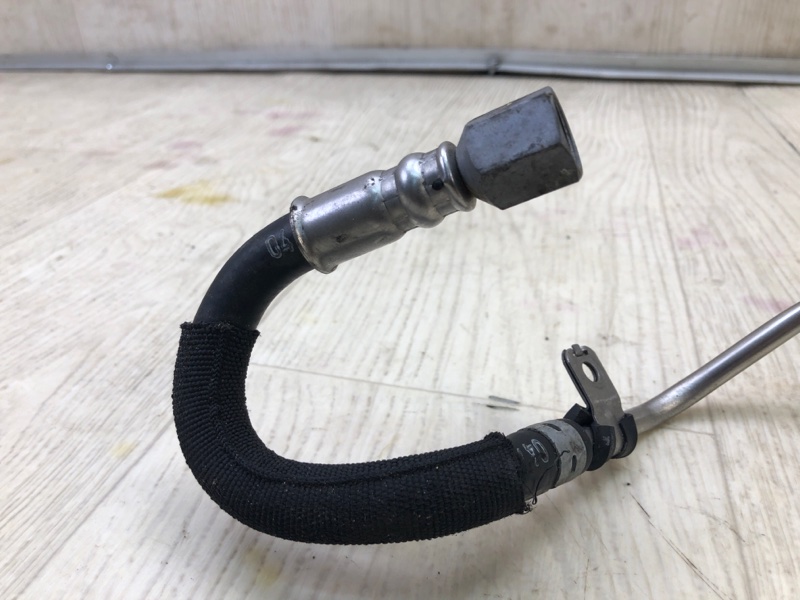 Трубка топливная CAYENNE 10-18 2010 958 3.0 M06.EC