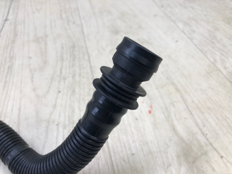 Трубка картерных газов PORSCHE CAYENNE 10-18 958 3.0 M06.EC