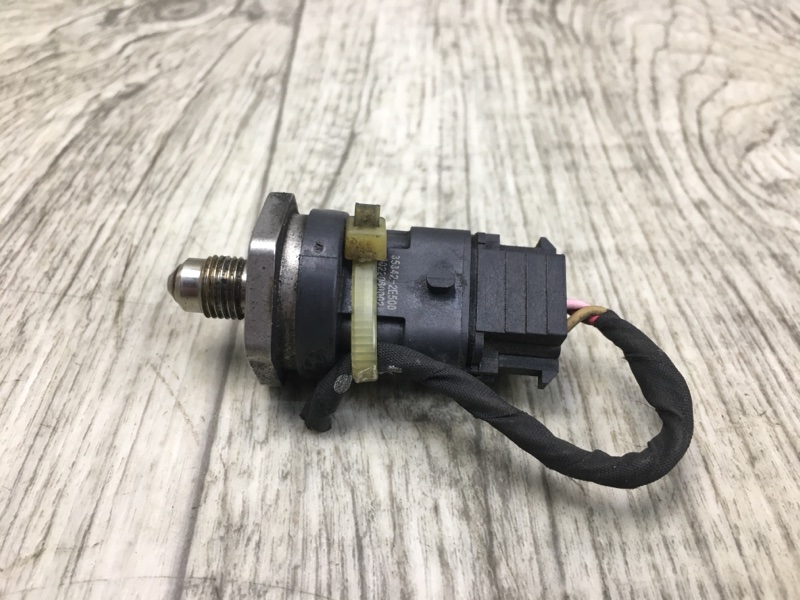 Датчик давления топлива ACCENT RB 10- 2012 RB 1.6 G4FD Датчик давления топлива ACCENT RB 10- 2012 RB 1.6 G4FD