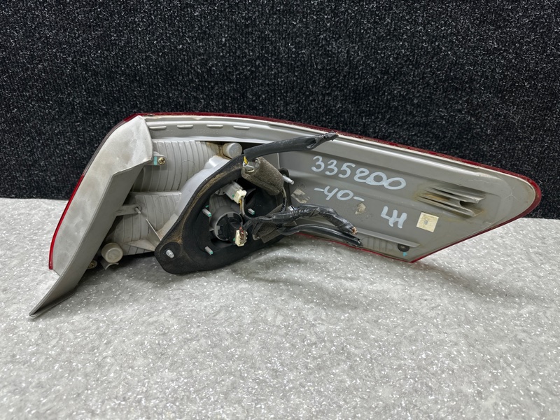 Фонарь наружный левый CAMRY 40 06-11 Фонарь наружный левый CAMRY 40 06-11