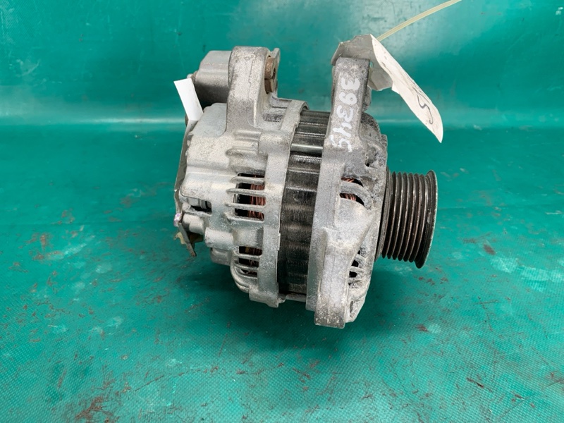 Генератор HONDA CIVIC 4D 06-11 FD 31100-RNA-A01 Б/У