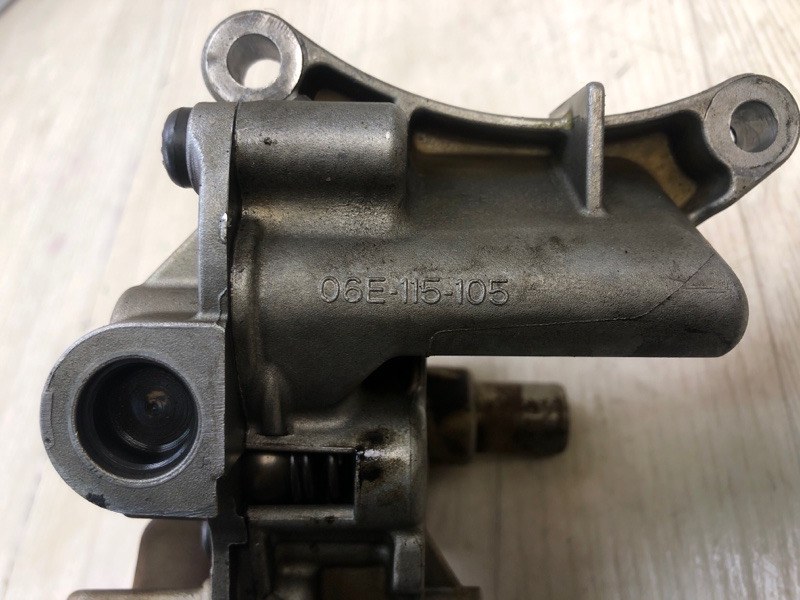 Масляный насос CAYENNE 10-18 2010 958 3.0 M06.EC Масляный насос CAYENNE 10-18 2010 958 3.0 M06.EC