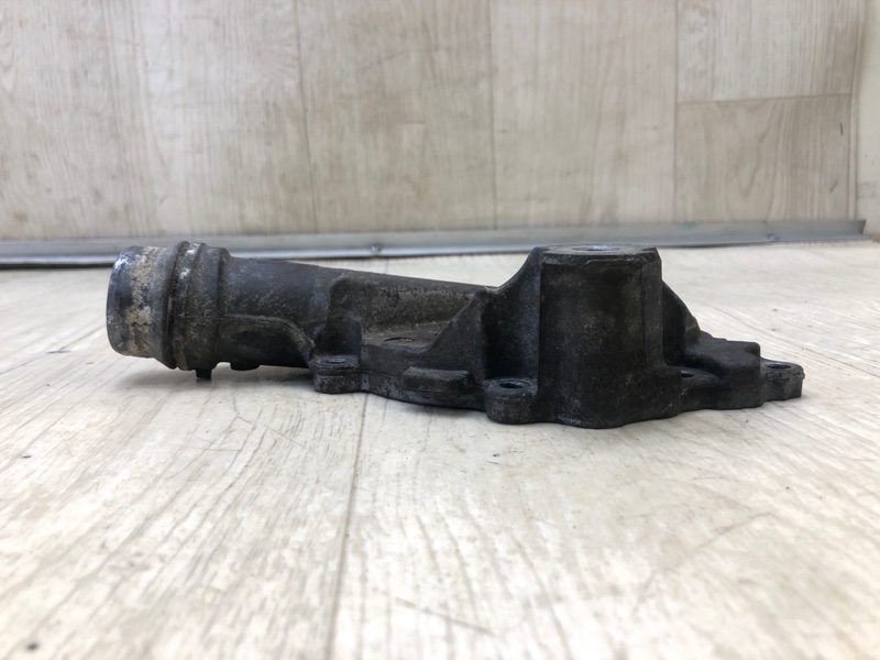 Крышка термостата CAYENNE 10-18 2010 958 3.0 M06.EC Крышка термостата CAYENNE 10-18 2010 958 3.0 M06.EC