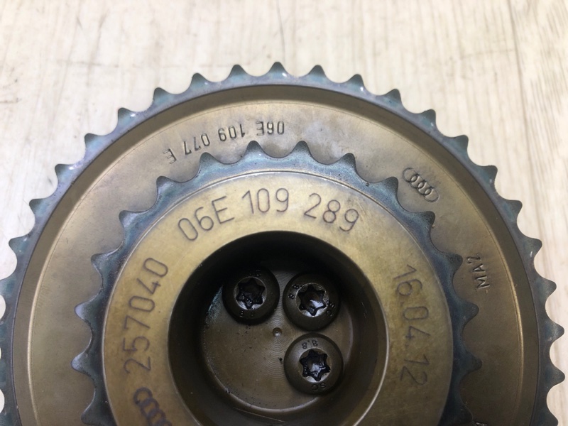 Шестерня ГРМ CAYENNE 10-18 2010 958 3.0 M06.EC