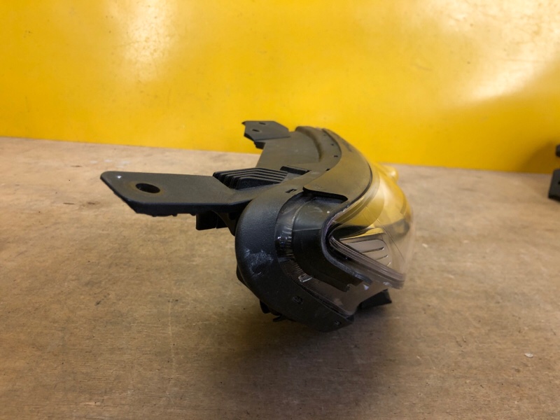 Дневной ходовой огонь правый KONA OS 17-23