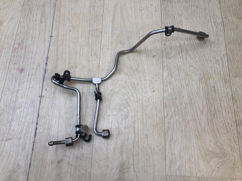 Трубка топливная CAYENNE 10-18 2010 958 3.0 M06.EC