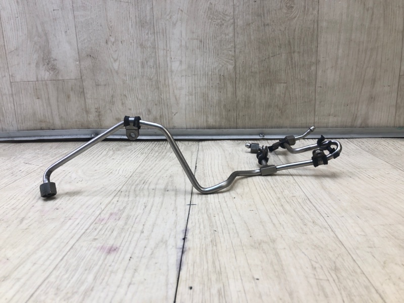 Трубка топливная CAYENNE 10-18 2010 958 3.0 M06.EC