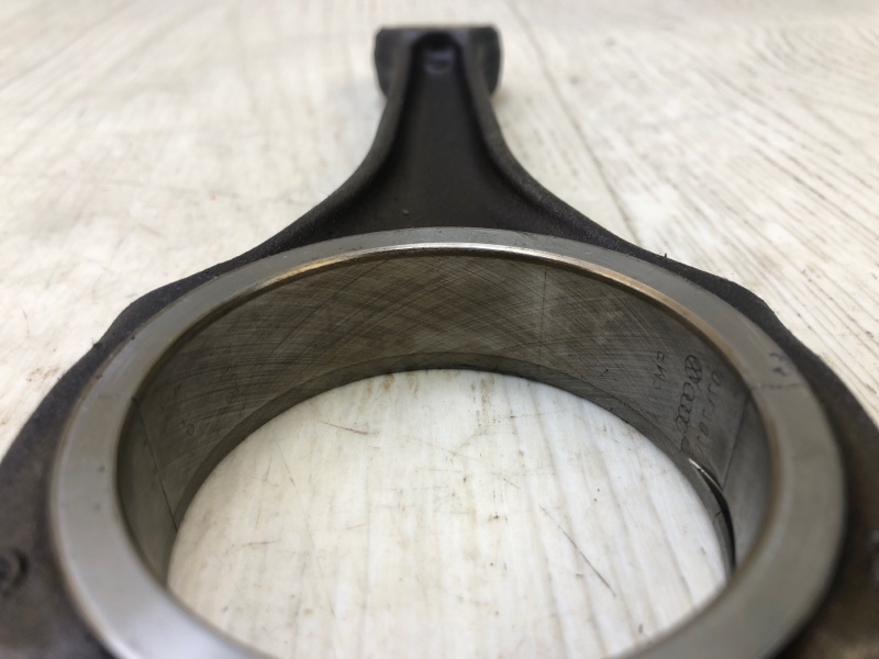 Шатун CAYENNE 10-18 2010 958 3.0 M06.EC