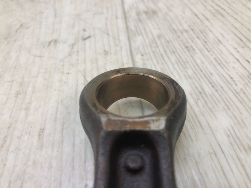 Шатун CAYENNE 10-18 2010 958 3.0 M06.EC