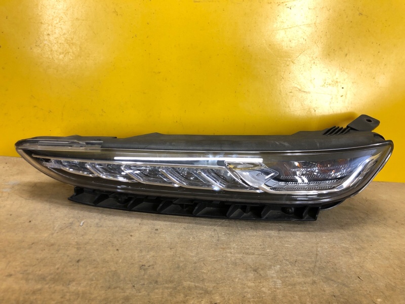 Дневной ходовой огонь левый HYUNDAI KONA OS 17-23 92207-J9000 Б/У