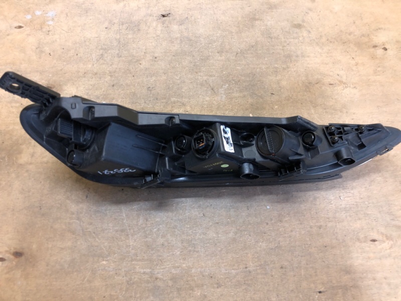 Дневной ходовой огонь левый KONA OS 17-23