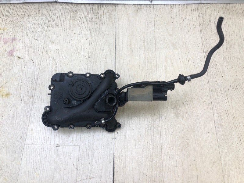 Маслоотделитель PORSCHE CAYENNE 10-18 2010 958 3.0 M06.EC 95810124700 Б/У