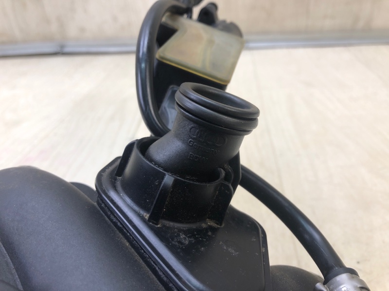 Маслоотделитель CAYENNE 10-18 2010 958 3.0 M06.EC