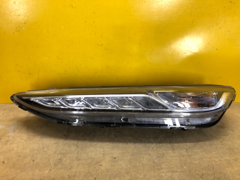 Дневной ходовой огонь левый HYUNDAI KONA OS 17-23 92207-J9000 Б/У