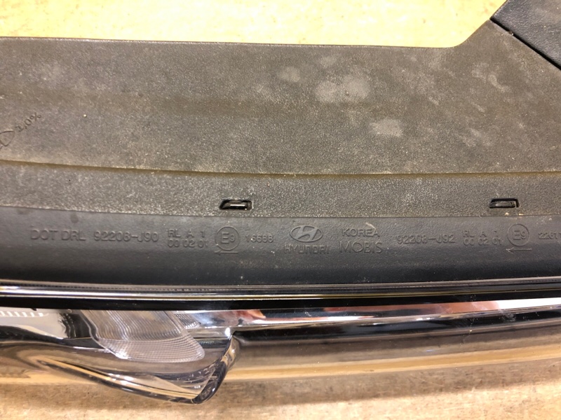 Дневной ходовой огонь правый KONA OS 17-23