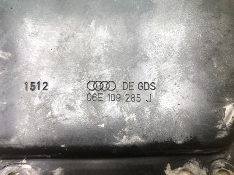 Крышка ГРМ CAYENNE 10-18 2010 958 3.0 M06.EC