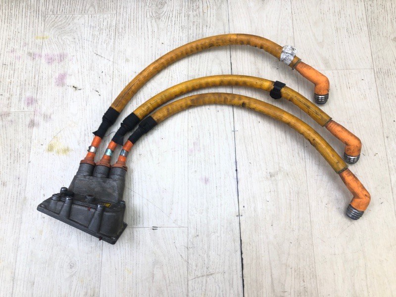 Запчасть провода высоковольтные PORSCHE CAYENNE 10-18 2010 958 3.0 M06.EC 95861201300 Б/У Провода высоковольтные PORSCHE CAYENNE 10-18 2010 958 3.0 M06.EC 95861201300 Б/У