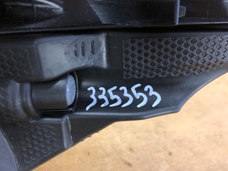 Фара правая NIRO DE 16-22