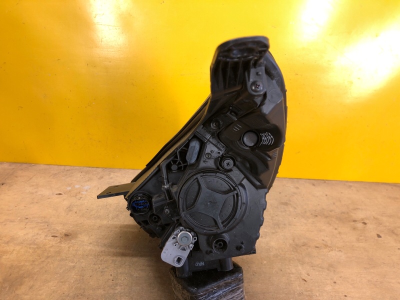 Фара правая NIRO DE 16-22