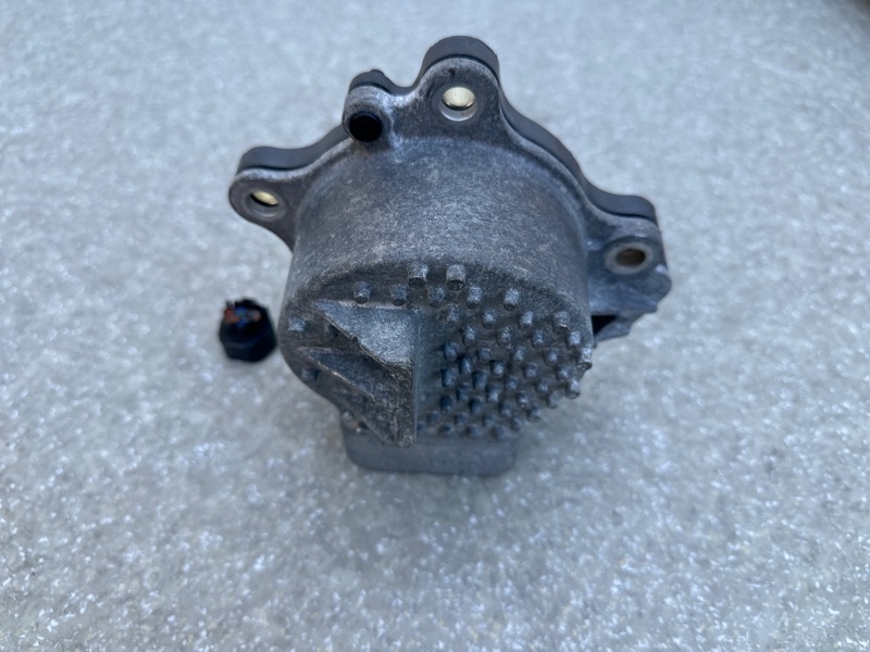 Помпа охлаждения электрическая PRIUS - 30 09-17 Помпа охлаждения электрическая PRIUS - 30 09-17