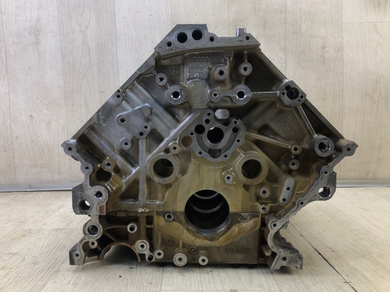 Блок двигателя CAYENNE 10-18 2010 958 3.0 M06.EC