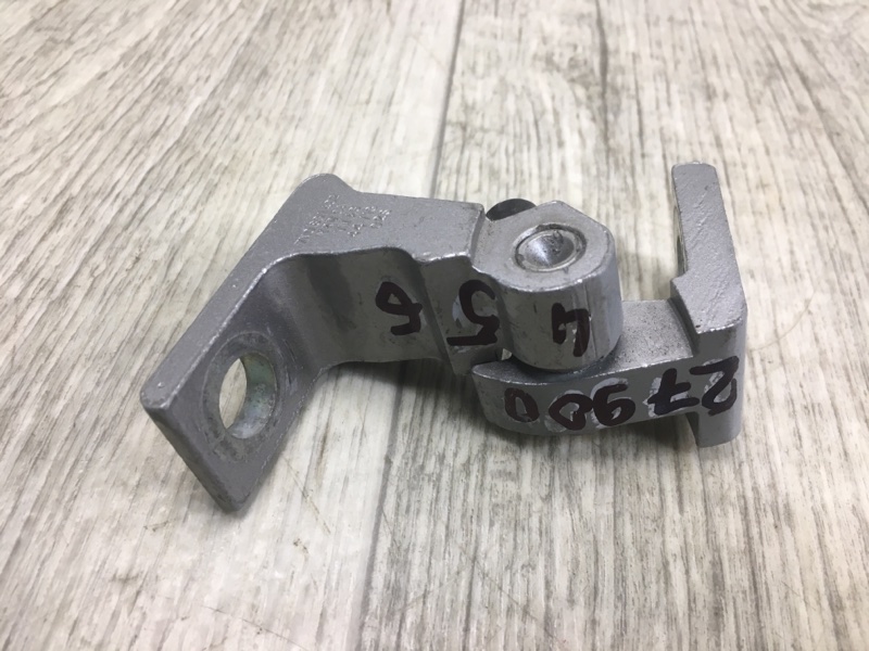 Петля двери верхняя задняя правая PASSAT B7 11-15