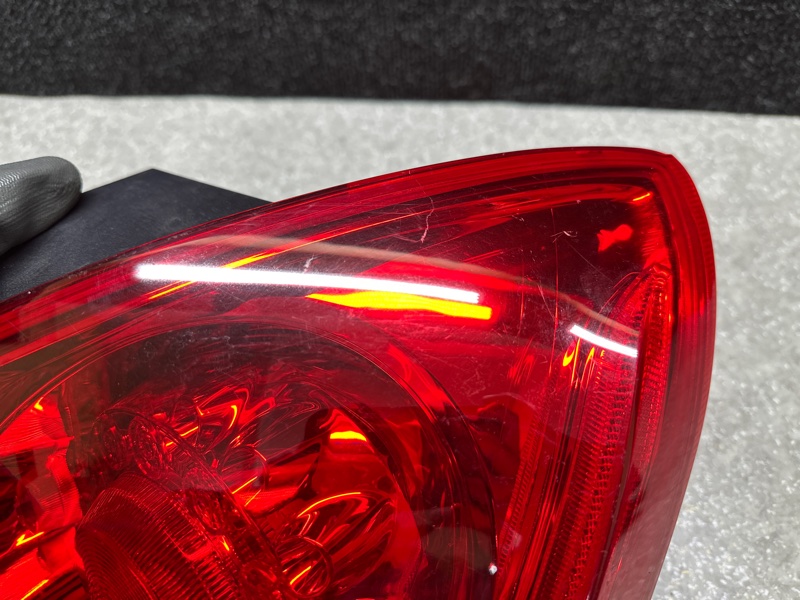 Фонарь наружный правый G25/G35/G37/Q40 06-14 COUPE