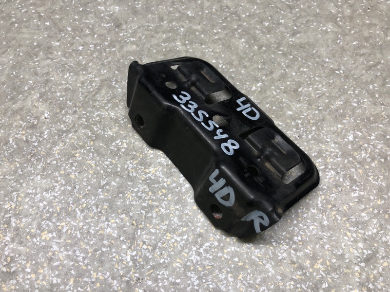 Кронштейн заднего бампера CIVIC 4D 06-11 Кронштейн заднего бампера CIVIC 4D 06-11