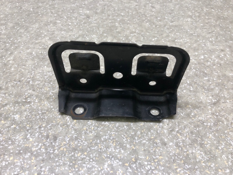 Кронштейн заднего бампера HONDA CIVIC 4D 06-11