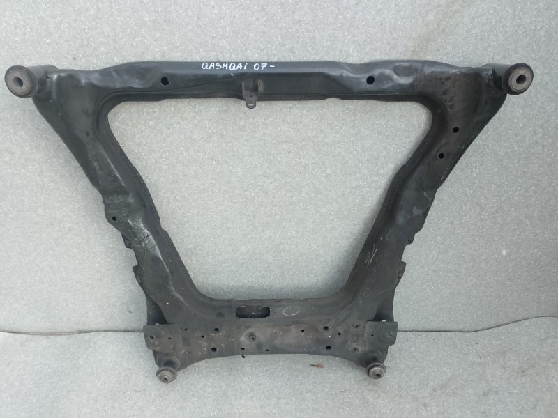 Балка передней подвески NISSAN QASHQAI 07-14 54400-1YA1A Б/У
