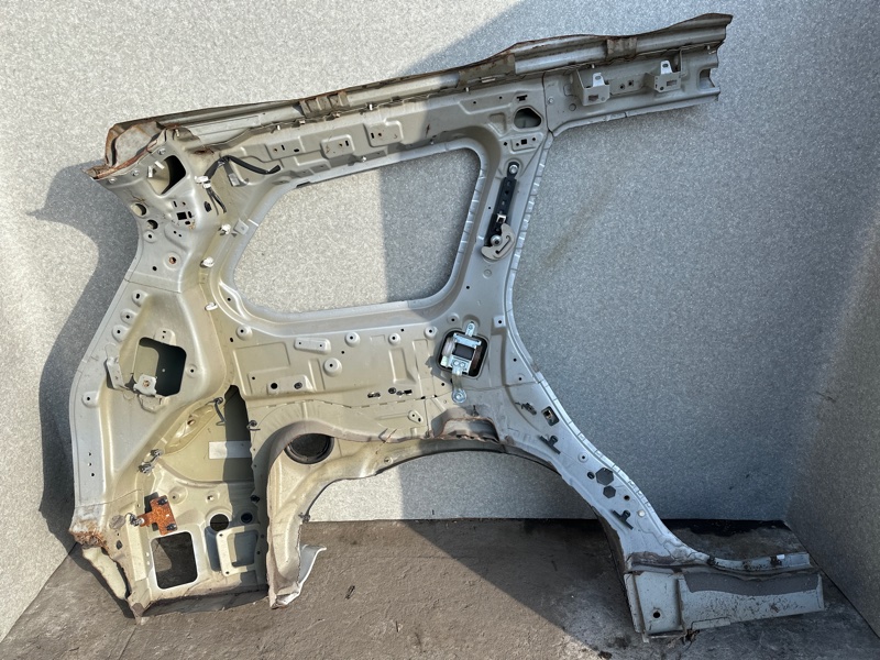 Четверть кузова задняя правый PATHFINDER R52 12-21