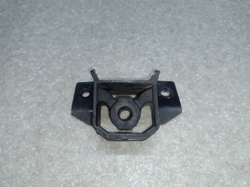 Крепление глушителя NISSAN X-TRAIL T31 07-14 20651-JD700 Б/У